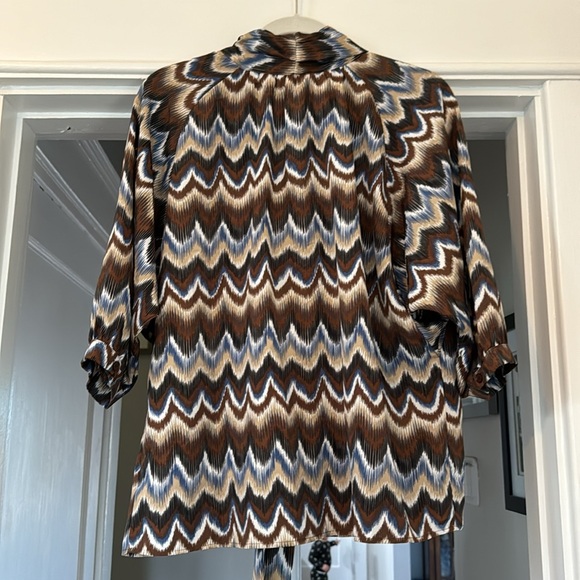 Collective concepts blouse. Size L - Picture 4 of 4